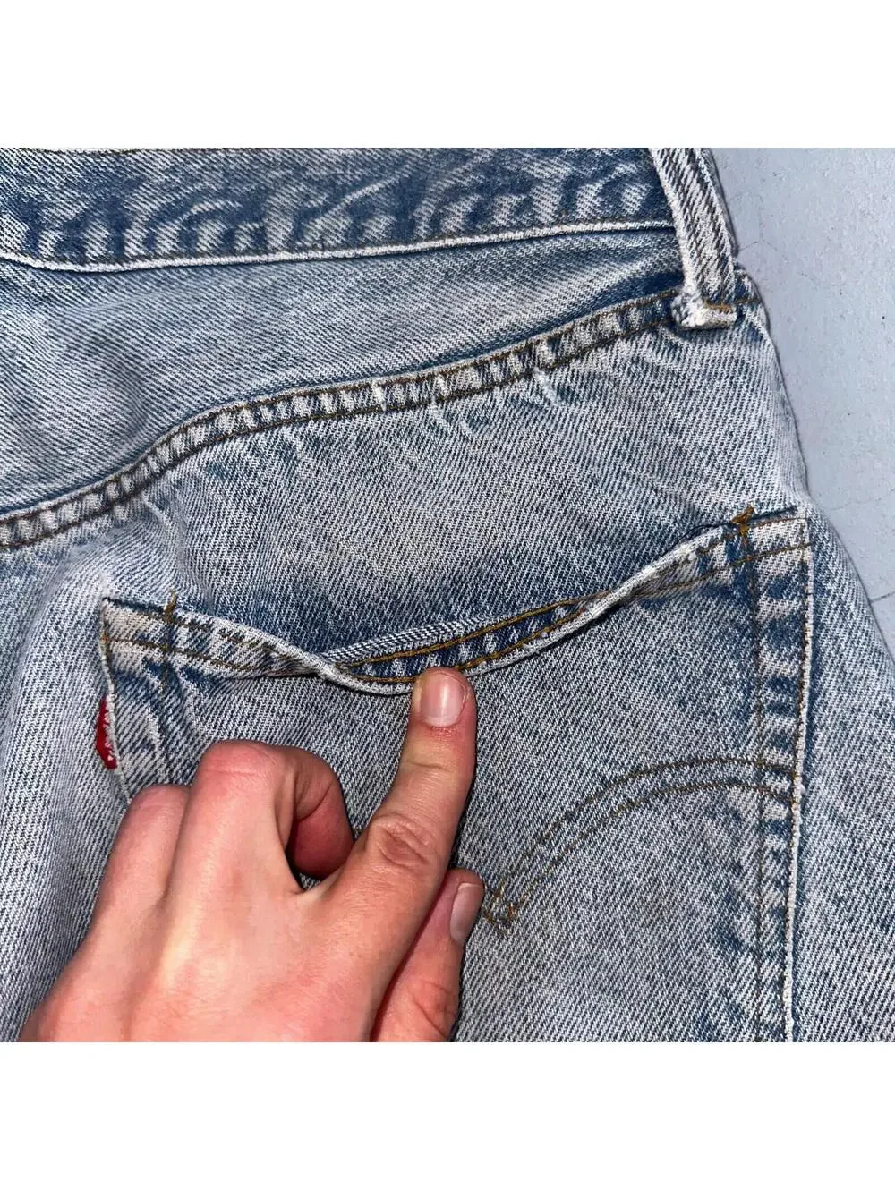Levis 501 Vintage 80s USA XX Straight Leg Jeans Blue Light Wash 38x33 Act 34x29